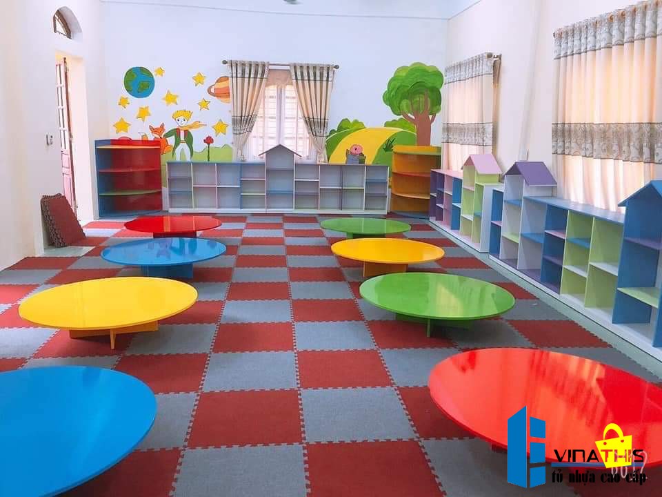 bàn tủ nhựa học sinh - lớp học.