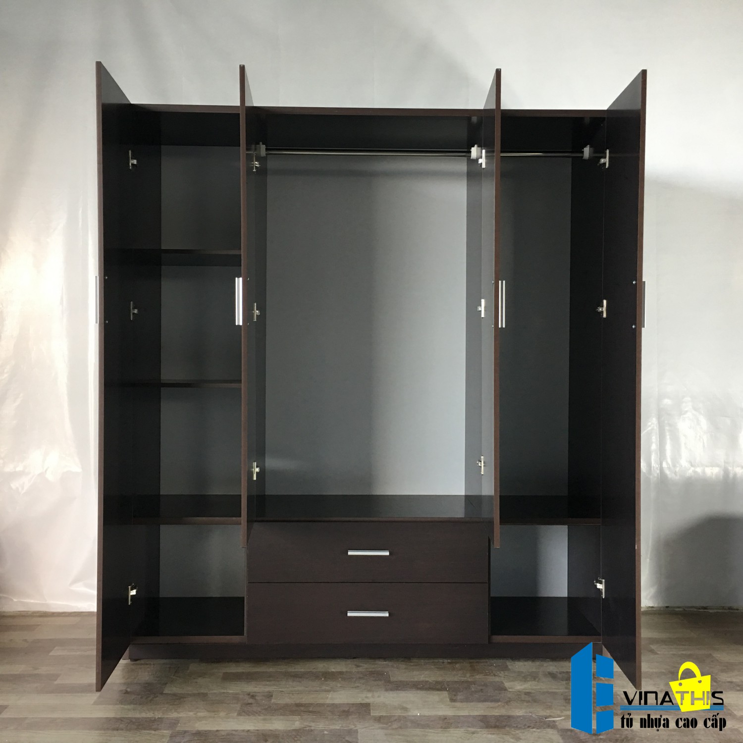 tu nhua dai loan 4 canh 2 ngan giửa